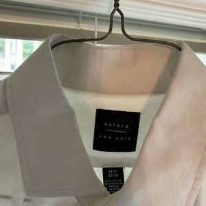 Selling a Oxford New York dress shirt